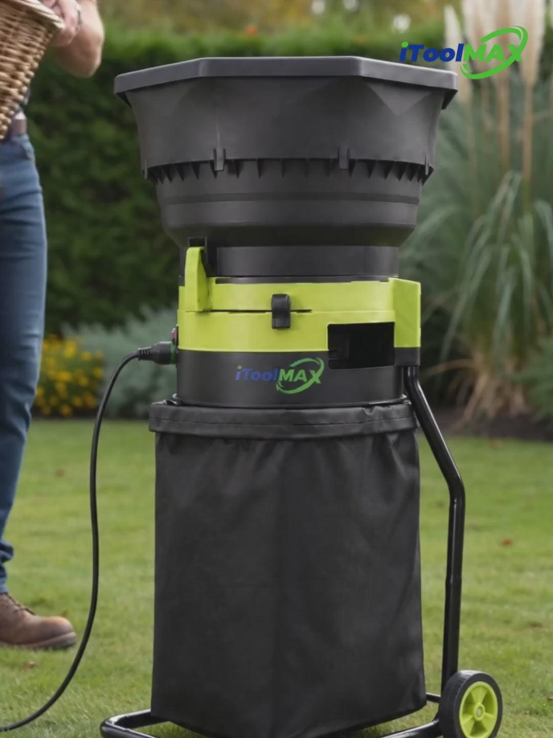 Charger la vidéo : itoolmax leaf mulcher video